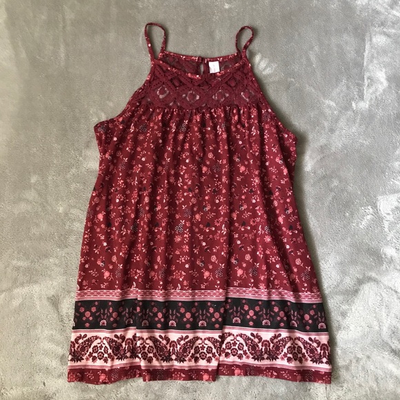 No Boundaries Spaghetti Lace Top - Picture 2 of 7